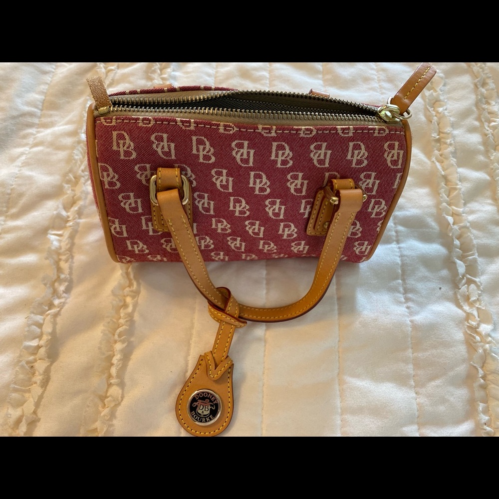 Dooney & Bourke small handbag